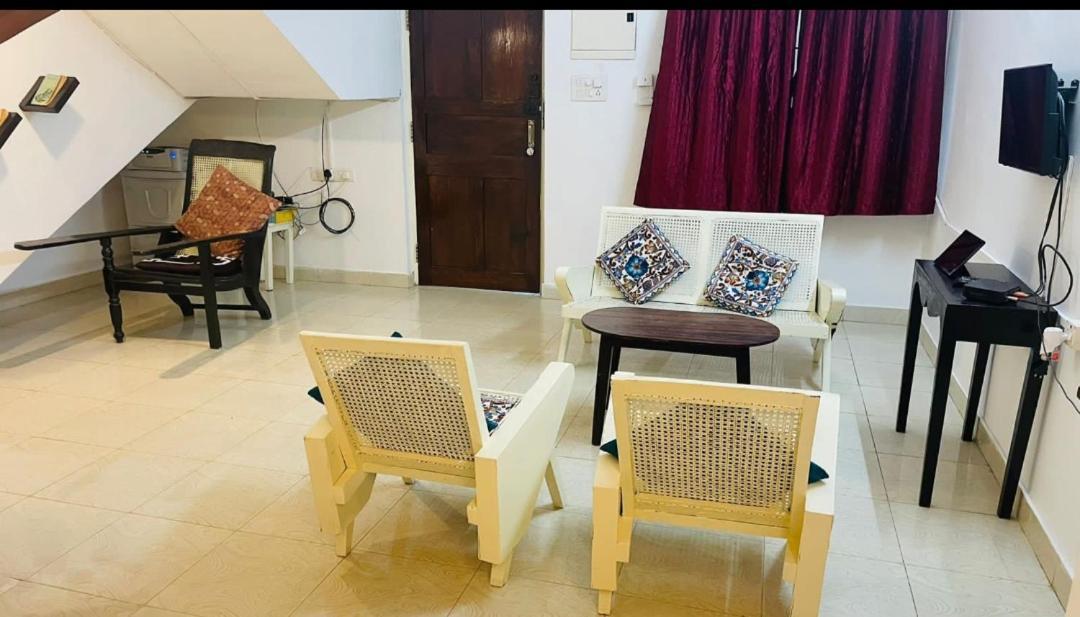 Goa Suites Holiday Home Калангут Екстер'єр фото